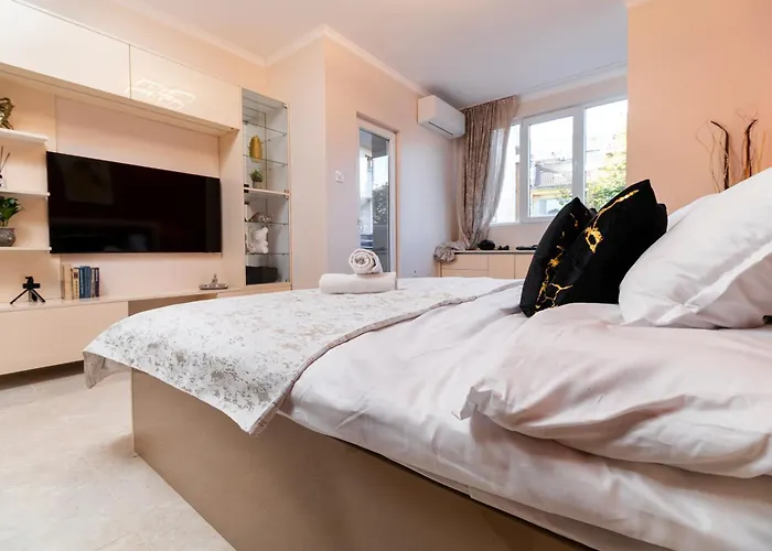 Apartamento Modern & Elegant Center