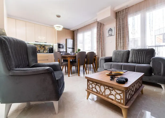 Modern & Elegant Center Lejlighed