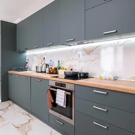 Modern & Elegant Center Apartamento