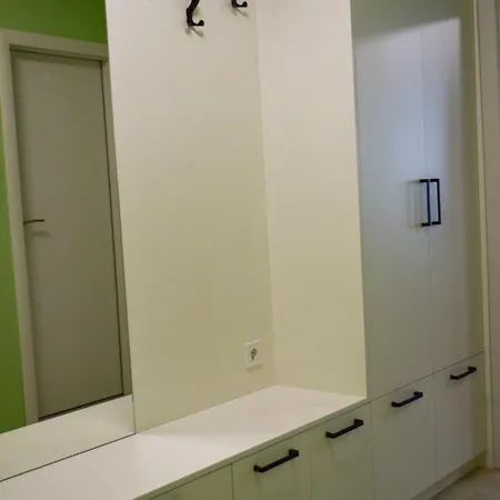 Modern & Elegant Center Φιλιππούπολη
