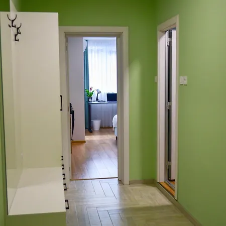 Modern & Elegant Center Φιλιππούπολη