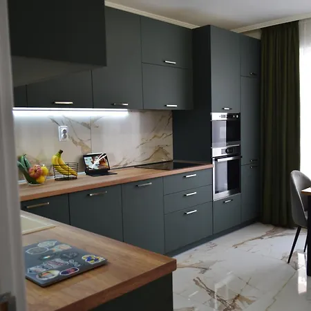 Modern & Elegant Center بلوفديف