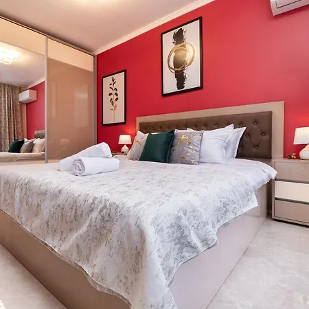 Apartamento Modern & Elegant Center