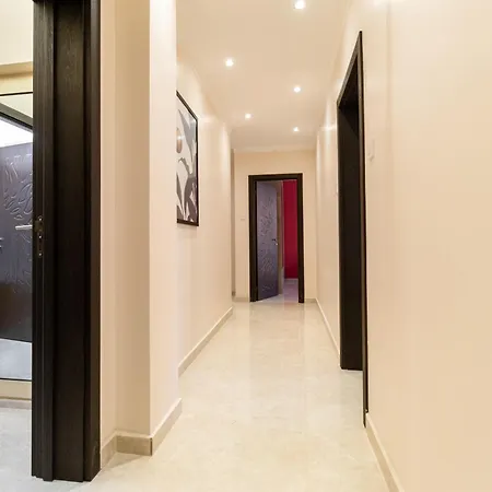 شقة Modern & Elegant Center *