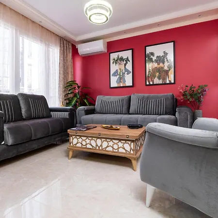 Modern & Elegant Center Daire *