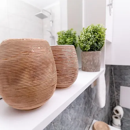 Modern & Elegant Center * بلوفديف