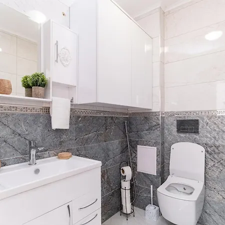 Modern & Elegant Center * Φιλιππούπολη