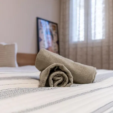 Modern & Elegant Center Apartment Plovdiv