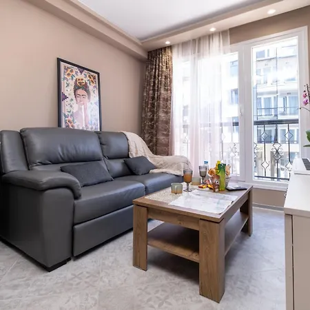 Apartment Modern & Elegant Center Plovdiv
