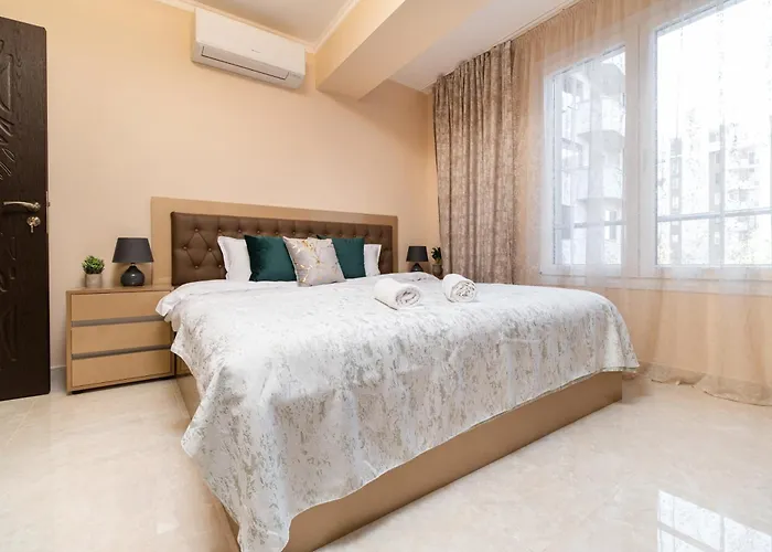 Διαμέρισμα Modern & Elegant Center *