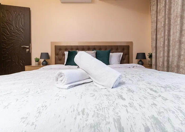 Modern & Elegant Center Φιλιππούπολη